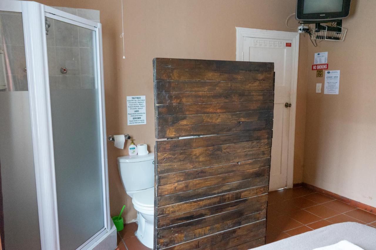 Hostel Shark Shack Backpackers Mossel Bay Exteriér fotografie